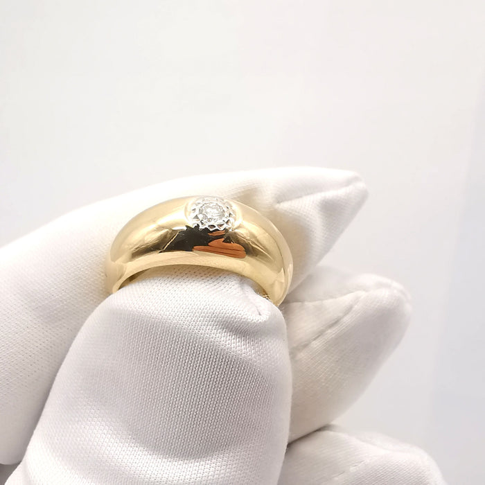 Yellow gold and diamond ring