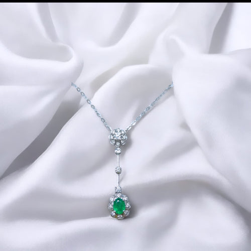 Collier pendentif Émeraude & Diamants – Or Gris 18K 58 Facettes