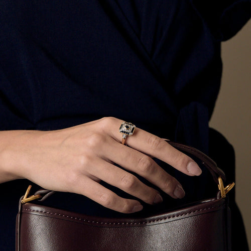 Bague 63,5 Bague en or deux tons, saphirs et diamants 58 Facettes B250577