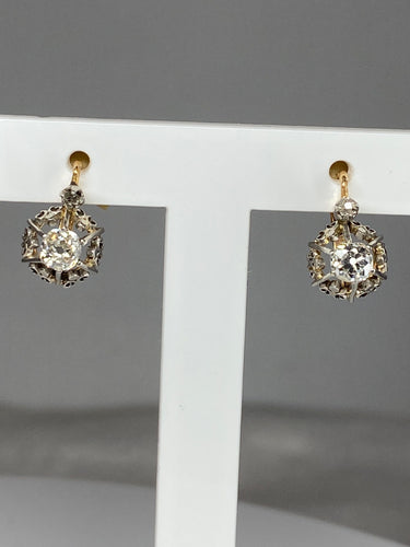 Boucles d'oreilles Boucles d’oreilles en or 18ct dites dormeuses en diamants vers 1900 58 Facettes