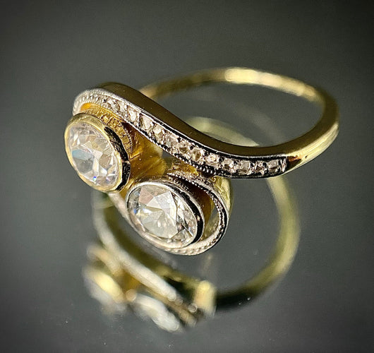 Ring Toi & Moi Art Nouveau yellow gold, platinum, diamonds