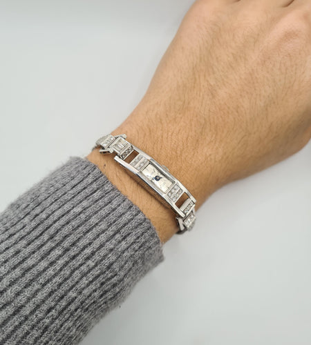 Montre Montre en platine et or blanc sertie de diamants anciens et diamants baguettes 58 Facettes