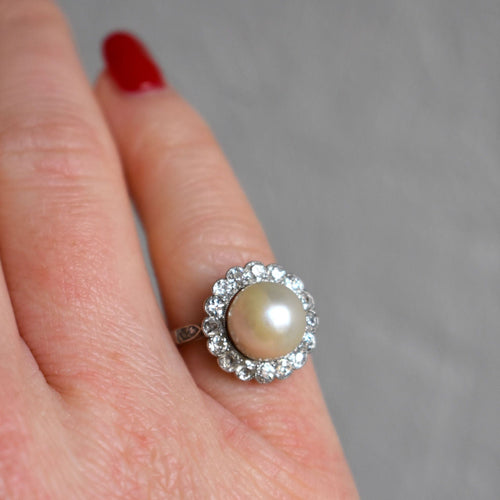 Bague 49 Bague Marguerite Belle Époque – Platine, Perle Naturelle et Diamants (vers 1910) 58 Facettes 541