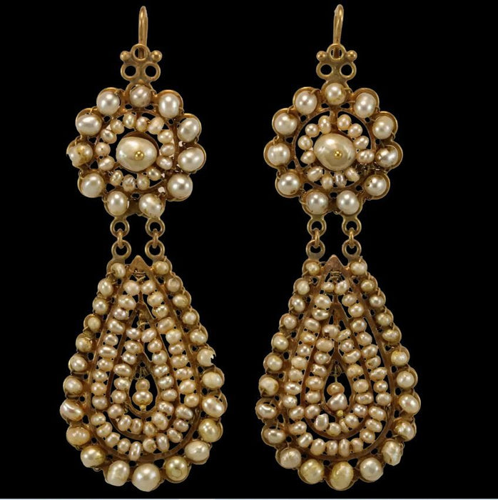 Pendientes de oro con perlas antiguas