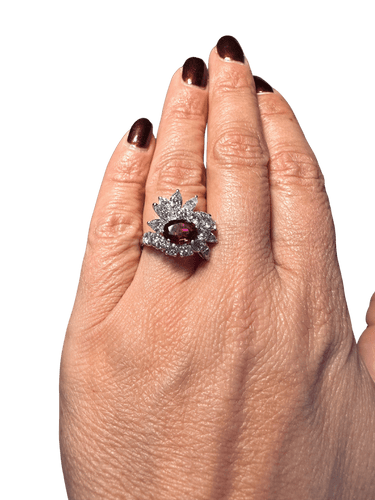 Bague 53 Bague Cocktail années 70 or blanc rubis diamants 58 Facettes 1.0002595/7