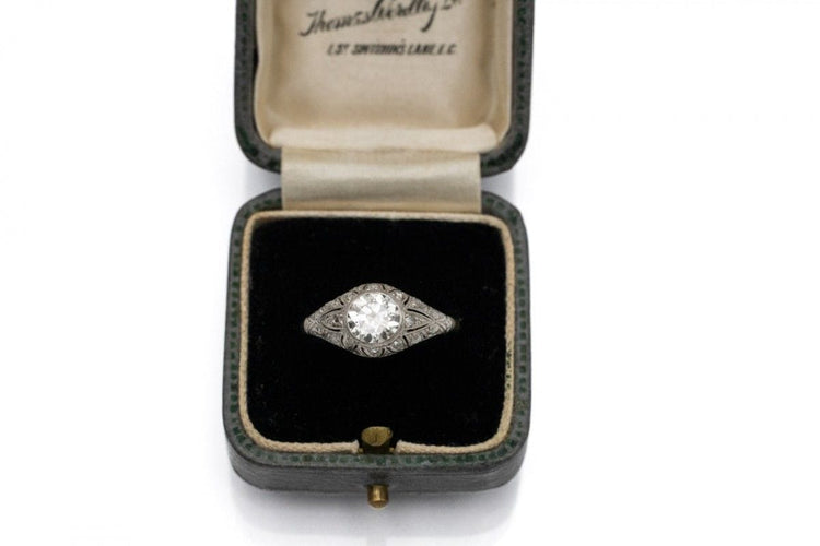 Bague 52 Bague Art Déco unique avec un diamant taille ancienne, environ 1,00 ct, Europe de l'Ouest, 1920/30. 58 Facettes 10968