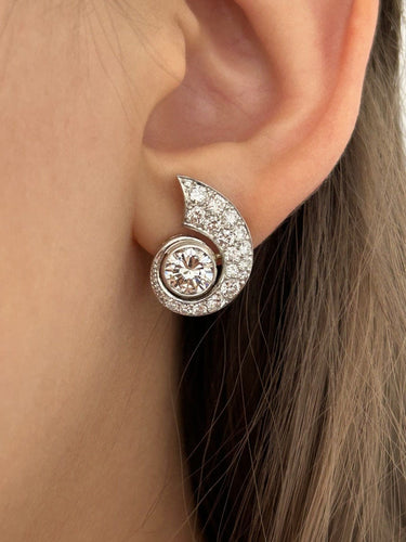 Boucles d'oreilles Paire de clips d'oreilles Art Déco "Coquillages" 58 Facettes