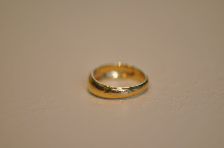 Bague 47.5 Bague vintage en or jaune pour petit doigt avec diamant 58 Facettes