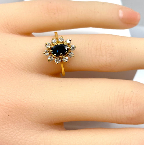 Bague 49 Bague marguerite en or jaune, saphir et diamants 58 Facettes AB655