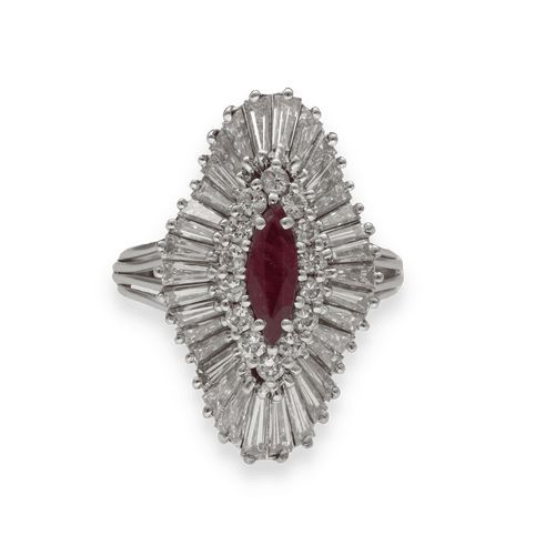 Bague 60 Bague Jupe Vers 1960 – Or Gris 18k & Platine – 4.0 ct Diamants & Rubis Marquise 0.50 ct 58 Facettes FB10707