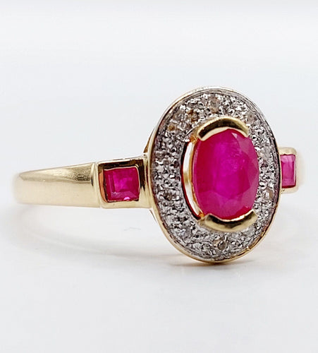 Bague 55 Bague pompadour vintage or jaune, rubis, diamants et de rubis carrés 58 Facettes A05077