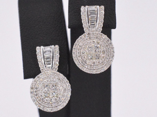 Boucles d'oreilles Boucles d'oreilles en or blanc avec diamants taille brillant 58 Facettes 2076