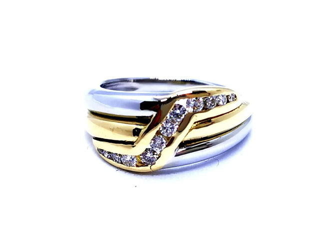 Bague 47 Bague Or jaune, Or blanc Diamant 58 Facettes 948341CD