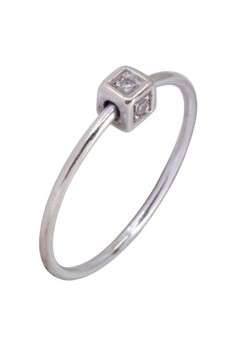 White gold diamond ring