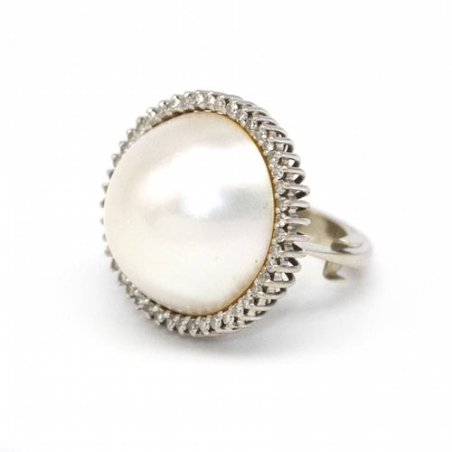 Bague 50.5 Bague perle en or blanc et diamants 58 Facettes D362763RR