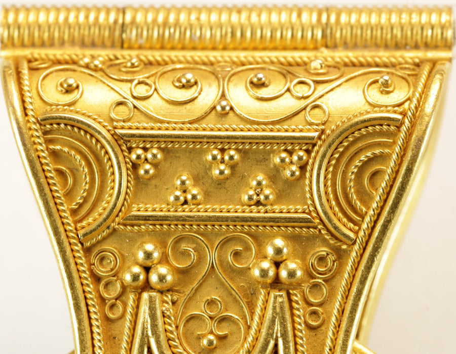 Castellani antique gold bulla