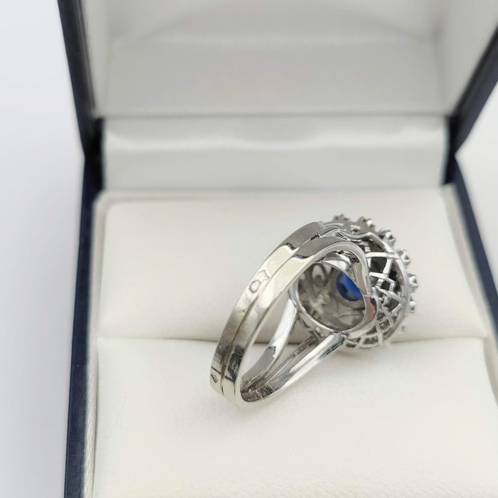 White gold ring and platinum, sapphire, diamonds