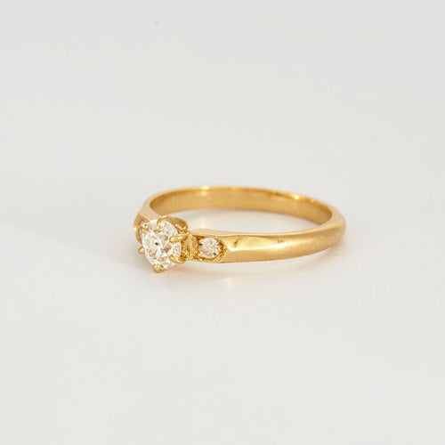 Bague 50 Bague solitaire en or jaune et diamants 58 Facettes SPEV 15