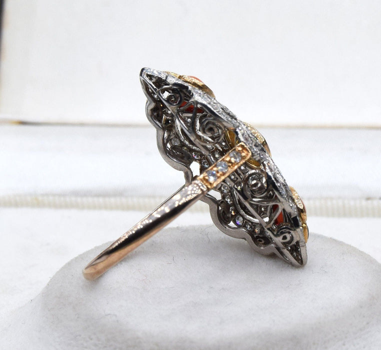 Anello in platino con diamanti Art Nouveau