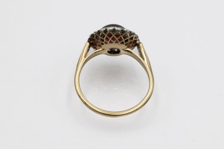 Bague Bague ancienne grenat cabochon et diamants en or jaune 58 Facettes 11712