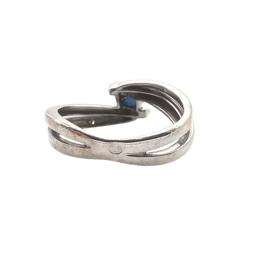 Bague 45 Bague en or blanc, saphir et diamants 58 Facettes