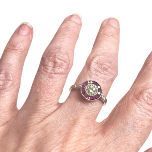 Bague Bague or blanc rubis diamants 58 Facettes Q137B (951)