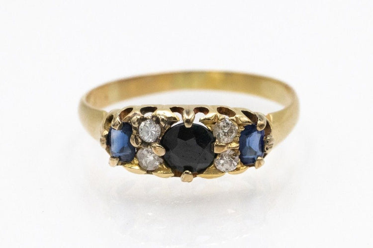 Bague 63 Bague en or jaune, saphirs et diamants, première moitié du XXe siècle 58 Facettes 11559