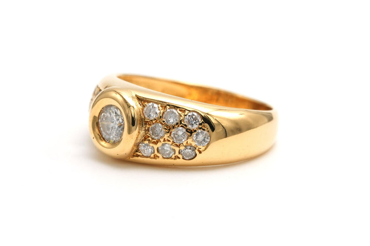 Bague 47 Bague contemporaine or jaune et diamants taille brillant 58 Facettes B708