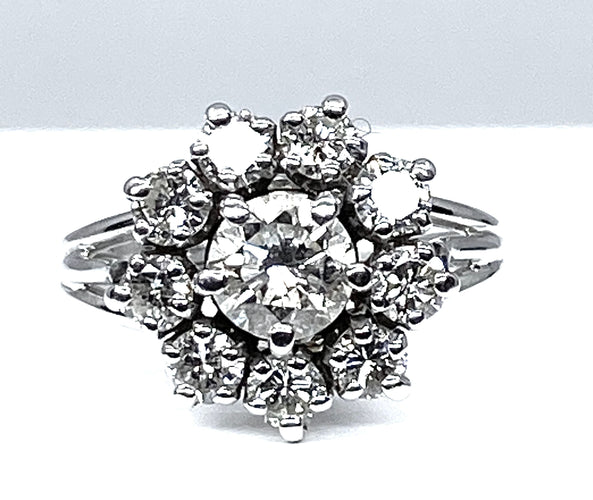 Bague 49.0 Bague marguerite en or blanc 18 carats en diamants 58 Facettes AB259