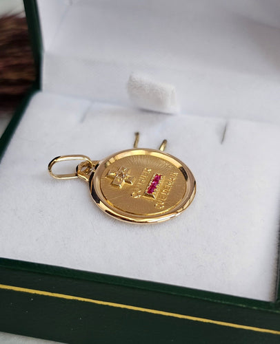Pendentif Augis - Médaille d'amour en or jaune 18 carats, diamant et rubis 58 Facettes 444B
