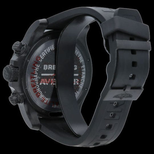 Breitling Klokke Super Avenger Hurricane Breitlight Chronograph 50 