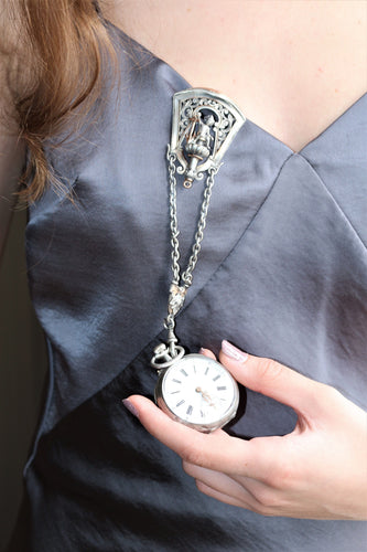 Broche Châtelaine et montre de gousset 58 Facettes 458-461