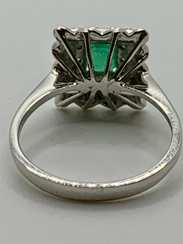 Bague 56 Bague vintage Or blanc Emeraude Diamants 58 Facettes