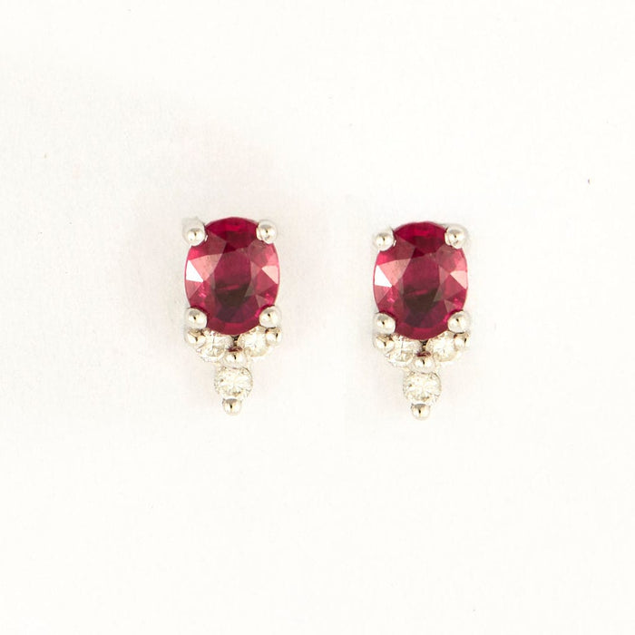 Boucles d'oreilles Paire de boucles d'oreilles or blanc rubis diamants 58 Facettes 2023570