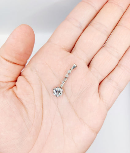 Přívěsek z bílého zlata, Platina a starobrusný diamant 1,30 karátu (kolem roku 1900) 