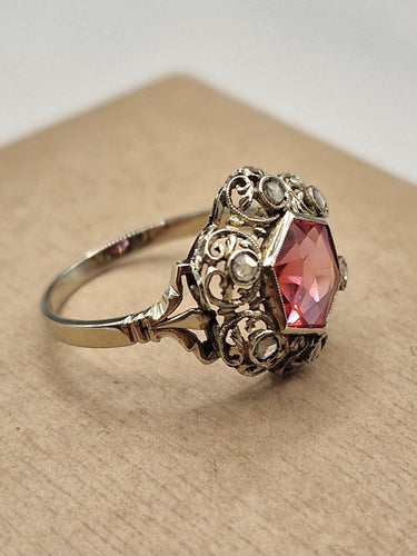 Bague 56.5 Bague ancienne en or, argent, diamants et saphir rose 58 Facettes