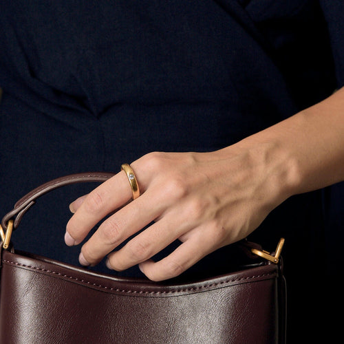 Bague 62 Bague jonc en or jaune et diamant 58 Facettes SQU3662X3