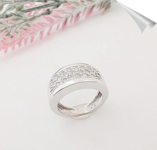 Bague 51.5 Bague Bandeau Diamants Or Blanc 58 Facettes AA 1519