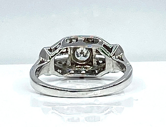 Bague 48 Bague en or blanc et diamants Art Déco 58 Facettes AB582