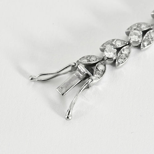 Bracelet Bracelet articulé or blanc et diamants 58 Facettes B250237