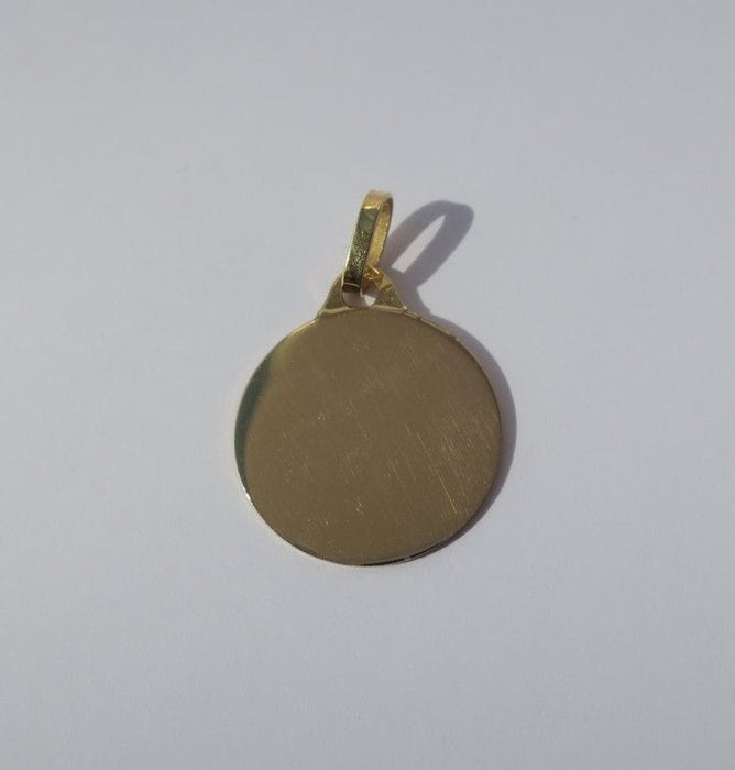 Round yellow gold medal pendant to engrave