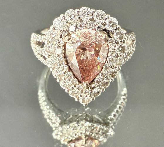 Bague 54 Bague or blanc sertie d'un diamant rose poire de 1,65 carat 58 Facettes