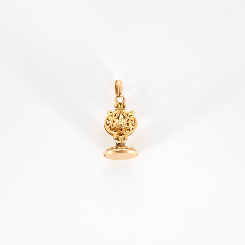 Bracelet Sceau ancien à décor ajouré, or jaune 58 Facettes