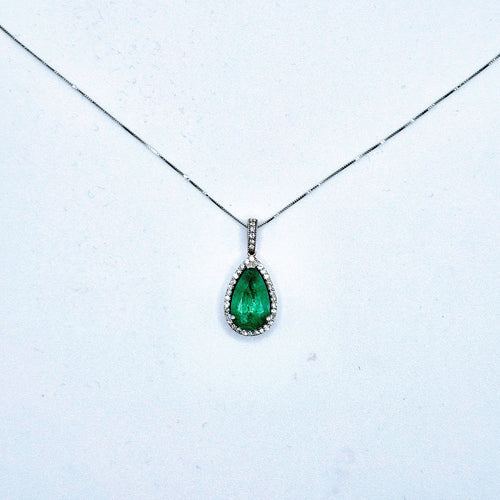 Collier Collier Or gris pendentif goutte Emeraude et Diamants 58 Facettes 240 539