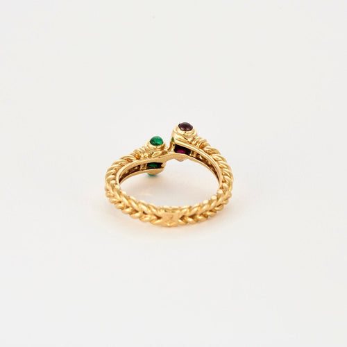 Bague 52 Bague vintage en or jaune, diamants, rubis et émeraudes. 58 Facettes