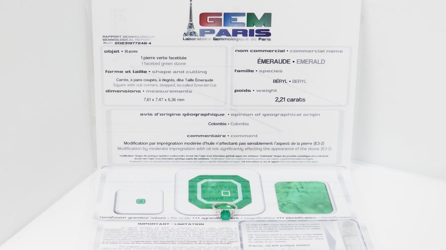 Bague 50 Bague en or blanc, émeraude de Colombie et diamants 58 Facettes 32633