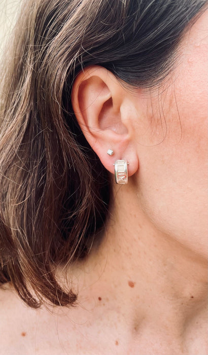Boucles d'oreilles TIFFANY & CO - Boucles d'oreilles créoles Atlas en argent 58 Facettes