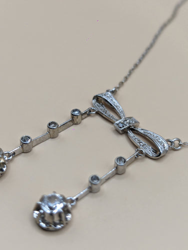 Collier Collier négligé 1920 or blanc 18k et diamants 58 Facettes