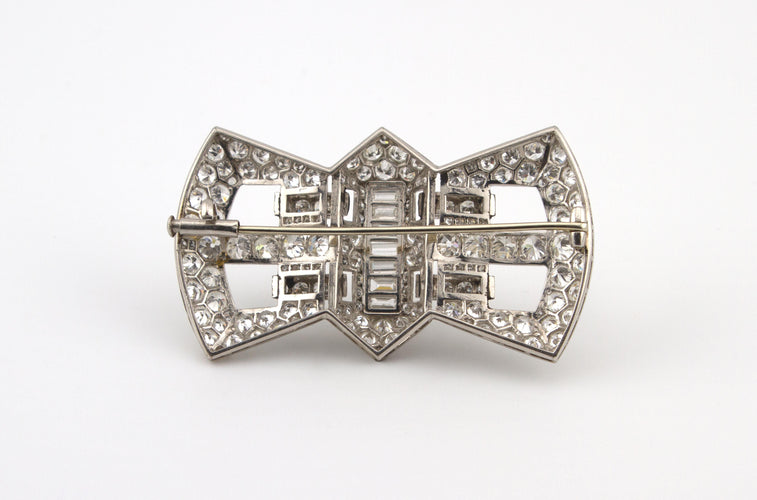 Broche Broche Art Déco en Platine et Diamants 58 Facettes