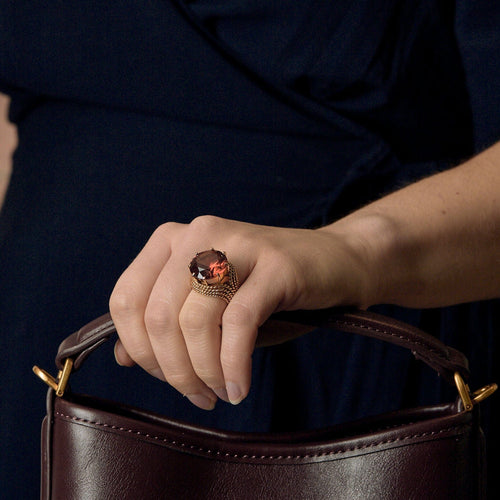 Bague 50 Bague cocktail en Or jaune et saphir de synthèse. 58 Facettes PER0443